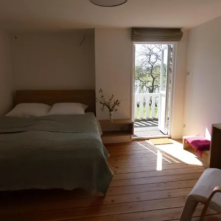 Semesterbostad Leezen